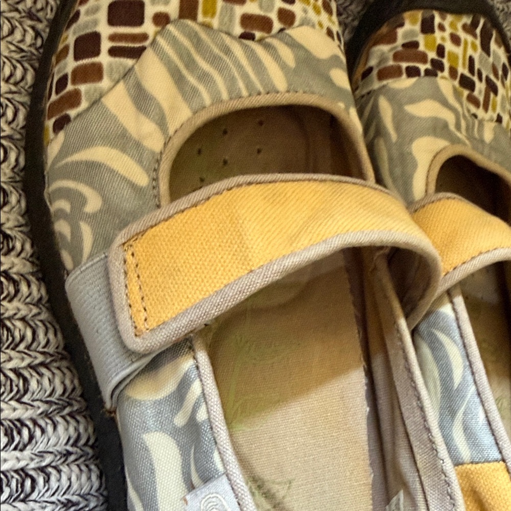 Women’s Keens Mary Jane Shoes in Mustard/Multi-Pattern called Mimosa Harvest - Picture 7 of 9